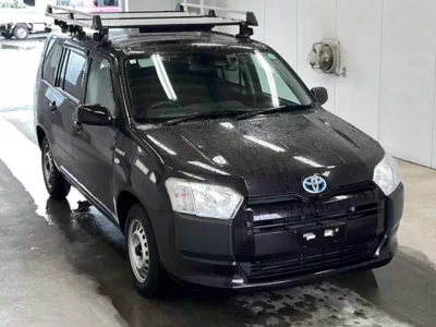 Toyota SUCCEED
