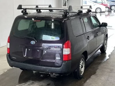Toyota SUCCEED