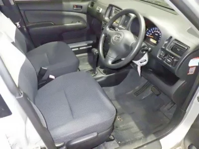 Toyota SUCCEED