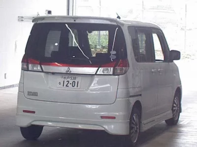Mitsubishi DELICA D2