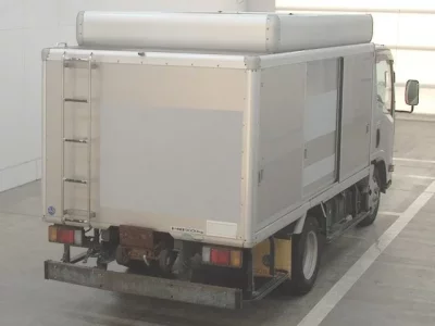 Isuzu ELF