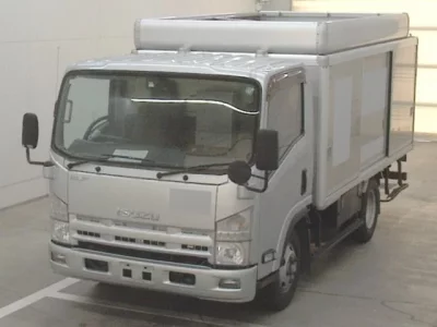 Isuzu ELF