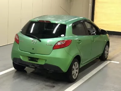 Mazda DEMIO
