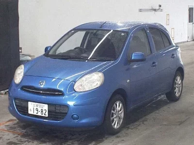 Nissan MARCH