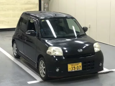 Daihatsu Esse