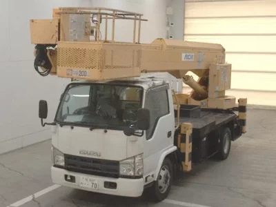 Isuzu ELF