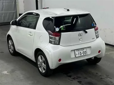 Toyota IQ