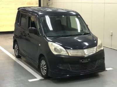 Mitsubishi DELICA D2