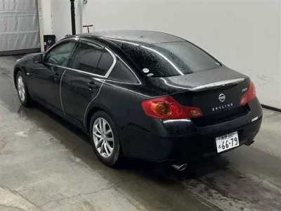 Nissan SKYLINE