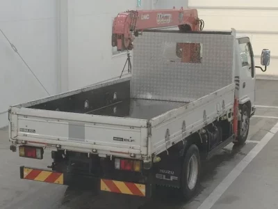 Isuzu ELF