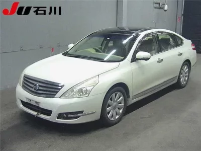 Nissan TEANA