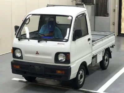 Mitsubishi MINICAB TRUCK
