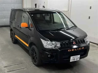 Mitsubishi DELICA D5