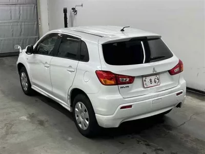 Mitsubishi RVR
