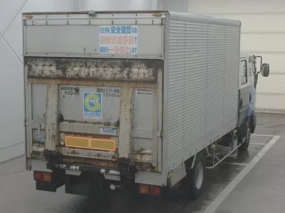 Isuzu FORWARD