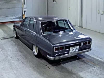 Nissan SKYLINE