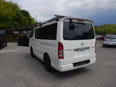 Toyota REGIUS ACE VAN