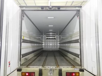 Isuzu TRUCK