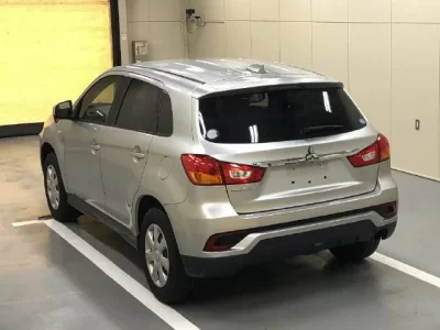 Mitsubishi RVR