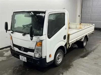 Nissan ATLAS