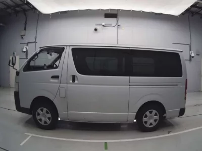 Toyota REGIUS ACE VAN