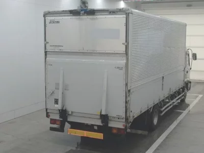 Isuzu FORWARD