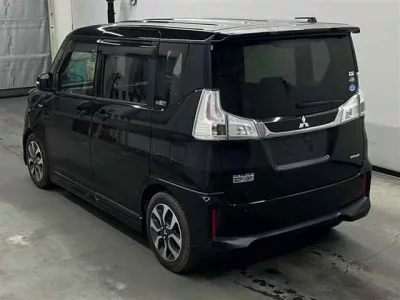 Mitsubishi DELICA D2