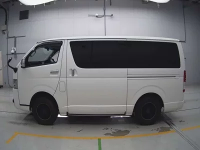 Toyota REGIUS ACE VAN
