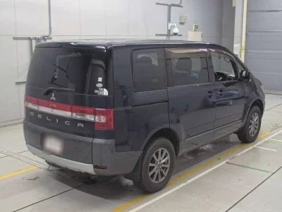 Mitsubishi DELICA D5