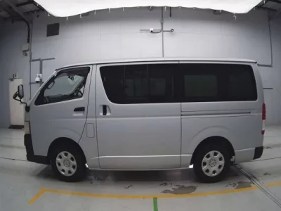 Toyota REGIUS ACE VAN