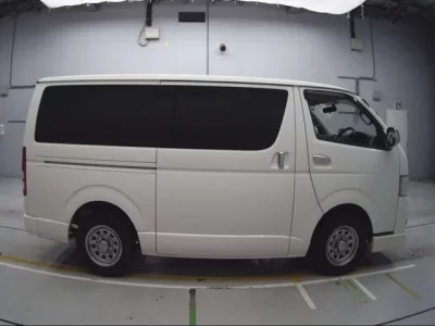 Toyota REGIUS ACE VAN