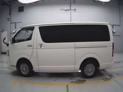 Toyota REGIUS ACE VAN