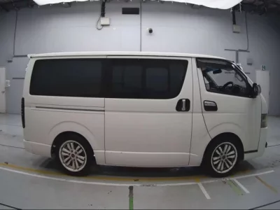 Toyota REGIUS ACE VAN