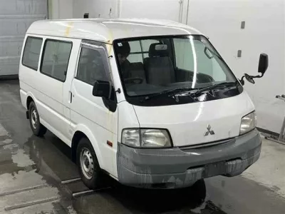 Mitsubishi DELICA
