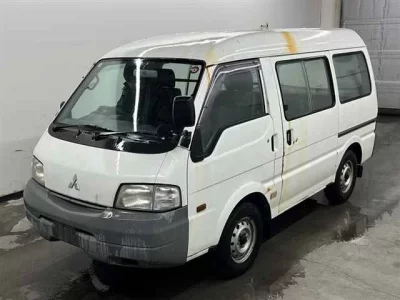 Mitsubishi DELICA
