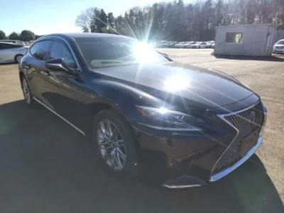 Lexus LS