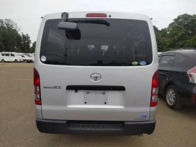 Toyota REGIUS ACE VAN