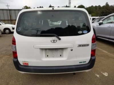 Toyota SUCCEED