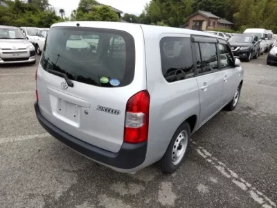 Toyota SUCCEED