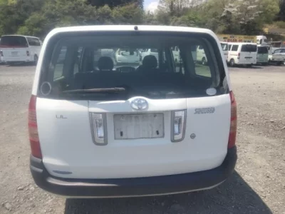 Toyota SUCCEED