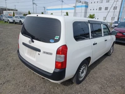 Toyota SUCCEED