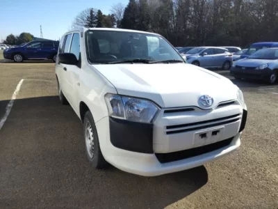 Toyota SUCCEED