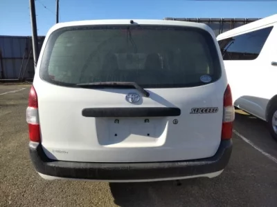 Toyota SUCCEED