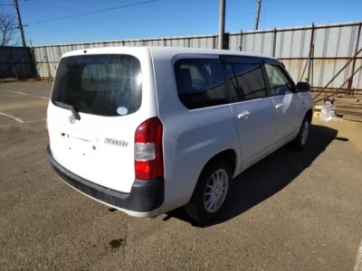 Toyota SUCCEED
