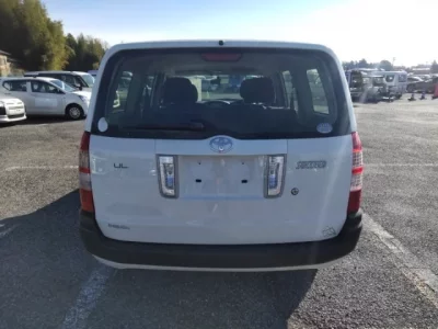 Toyota SUCCEED