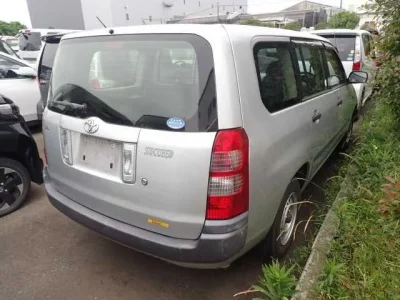 Toyota SUCCEED
