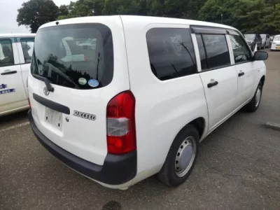 Toyota SUCCEED
