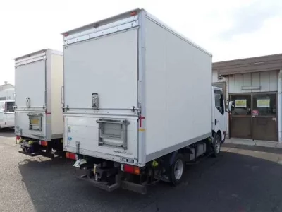 Nissan ATLAS