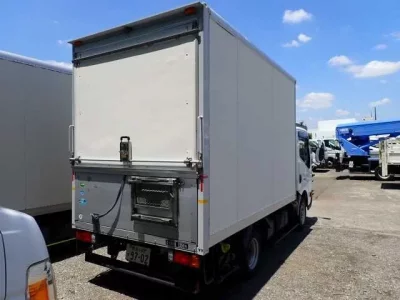 Nissan ATLAS