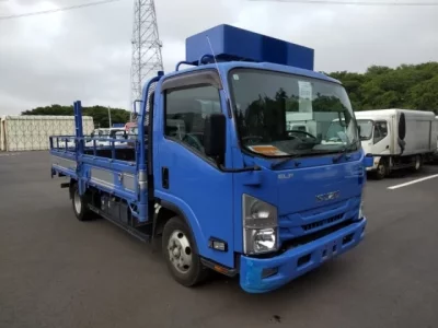 Isuzu ELF